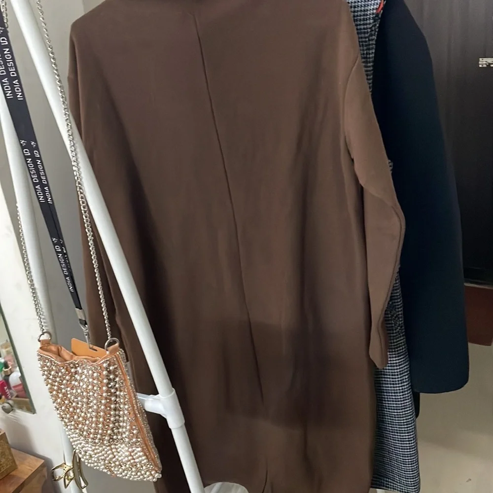 Beautiful Korean (highneck) dress - Picture 7 of 12